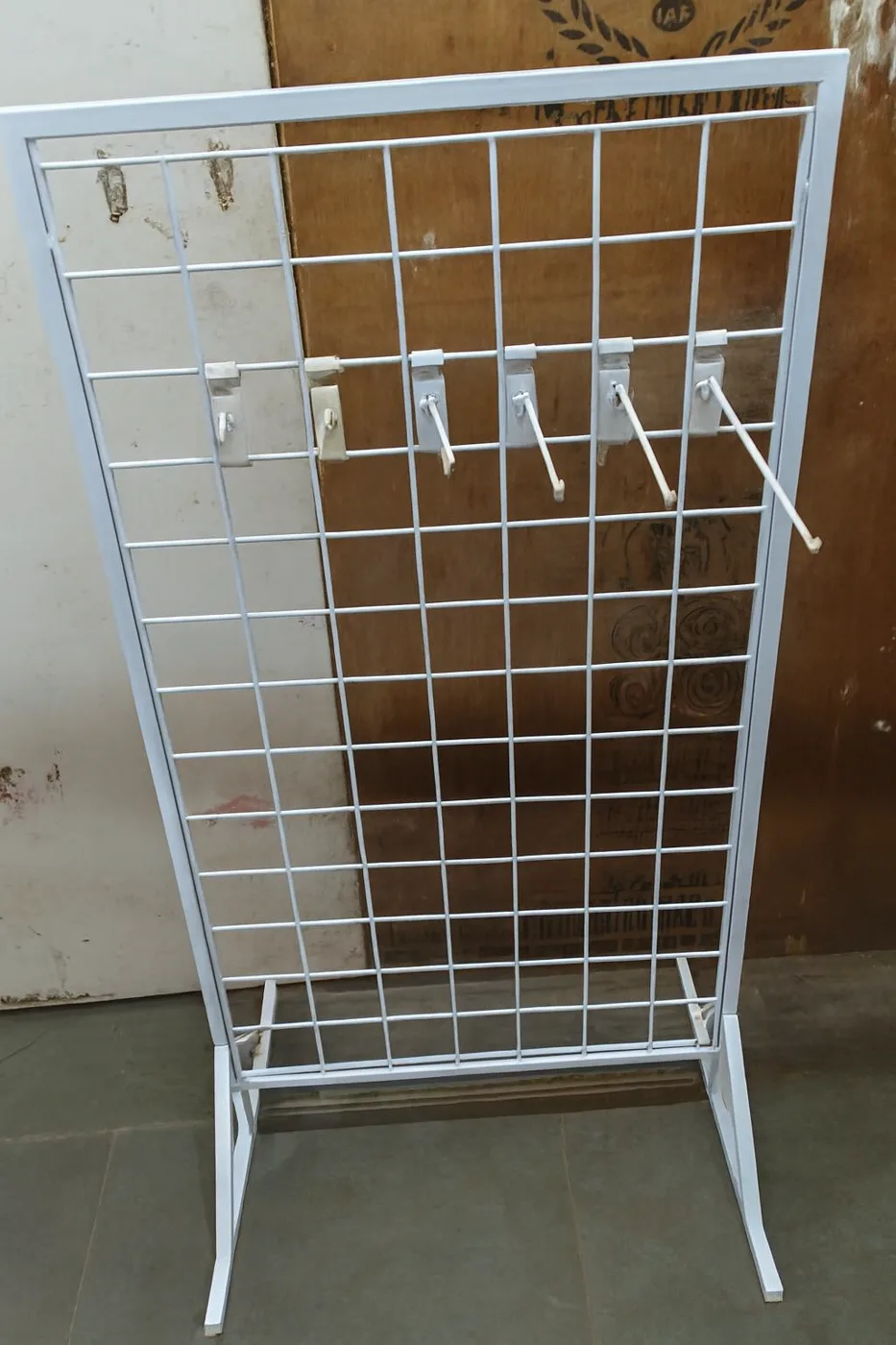 Jali Stand by Muddi Furniture thumbnail 2